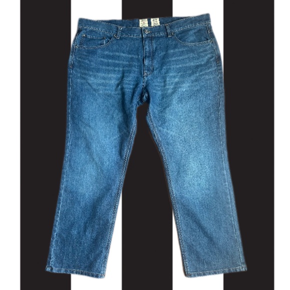 RedHead  Relaxed Straight Leg Jeans 42X30 Blue Medium Wash Denim Casual Outdoor - Picture 1 of 8